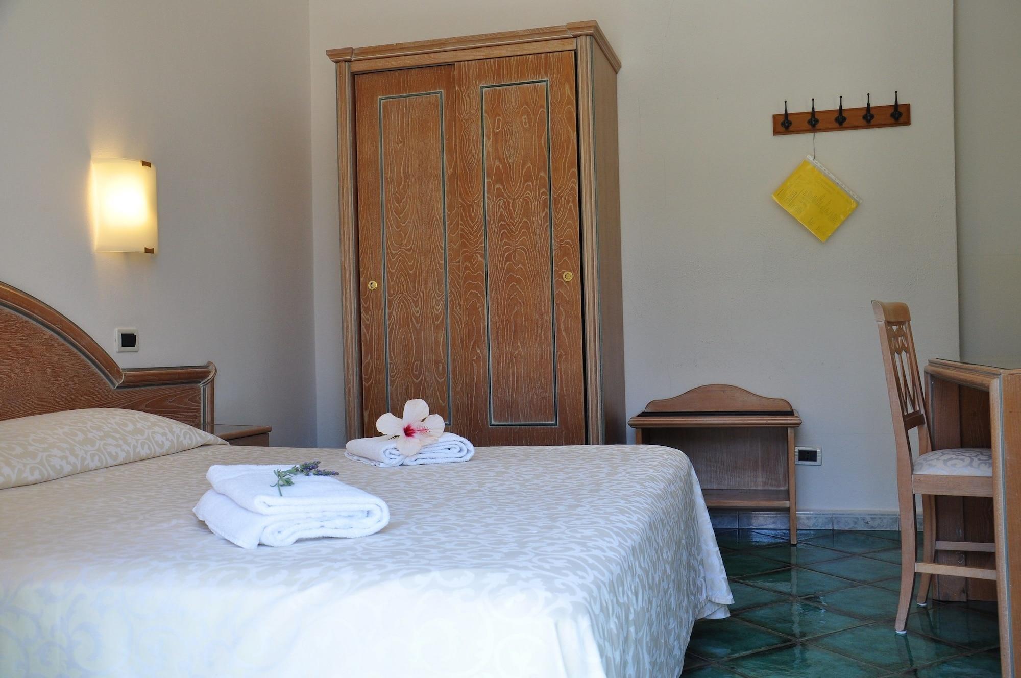 Hotel La Marticana ايسكيا المظهر الخارجي الصورة