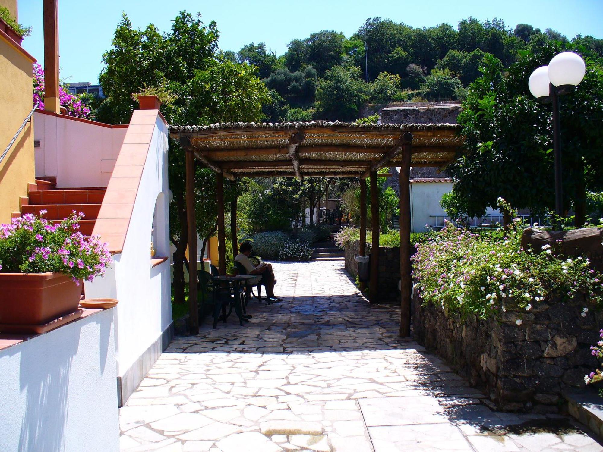 Hotel La Marticana ايسكيا المظهر الخارجي الصورة