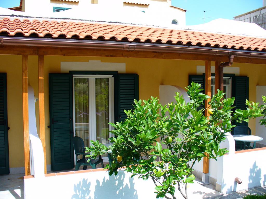 Hotel La Marticana ايسكيا المظهر الخارجي الصورة