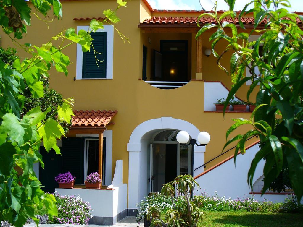 Hotel La Marticana ايسكيا المظهر الخارجي الصورة