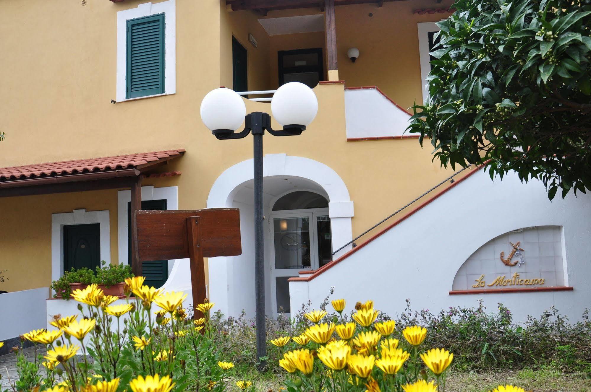 Hotel La Marticana ايسكيا المظهر الخارجي الصورة