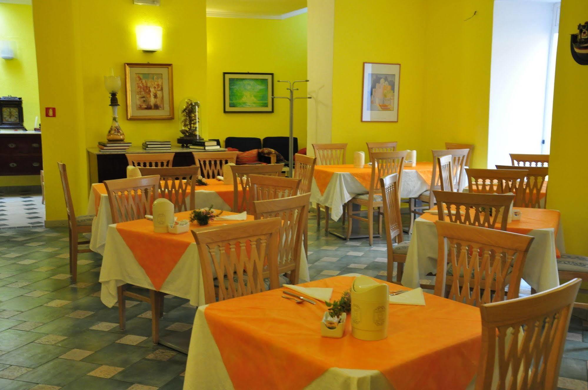 Hotel La Marticana ايسكيا المظهر الخارجي الصورة